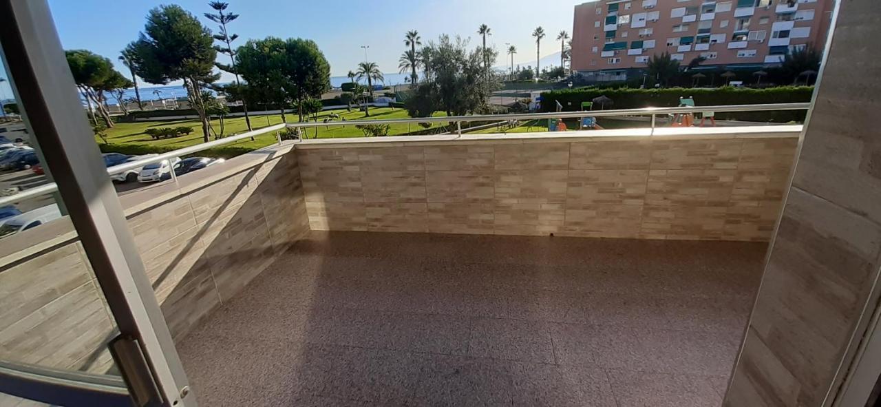Апартаменты Primera Linea De Playa. Magnifica Urbanizacion La Cala Del Moral Экстерьер фото
