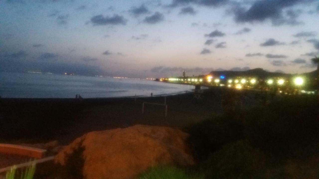 Апартаменты Primera Linea De Playa. Magnifica Urbanizacion La Cala Del Moral Экстерьер фото